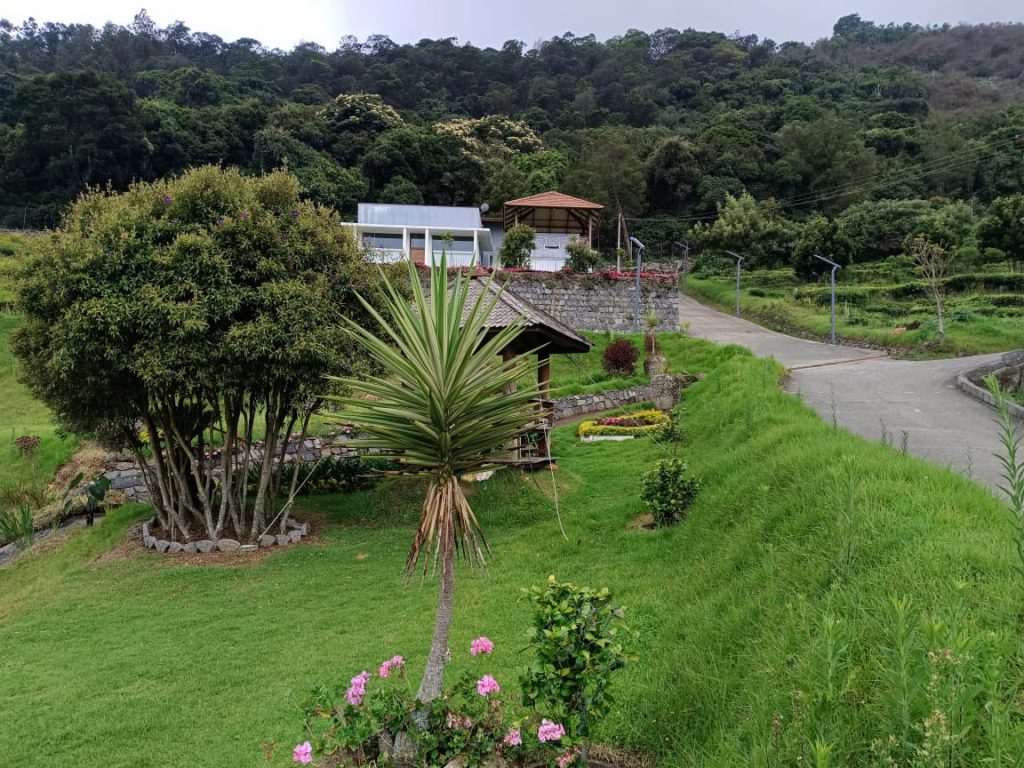 Land and Cottages for Sale in Kotagiri